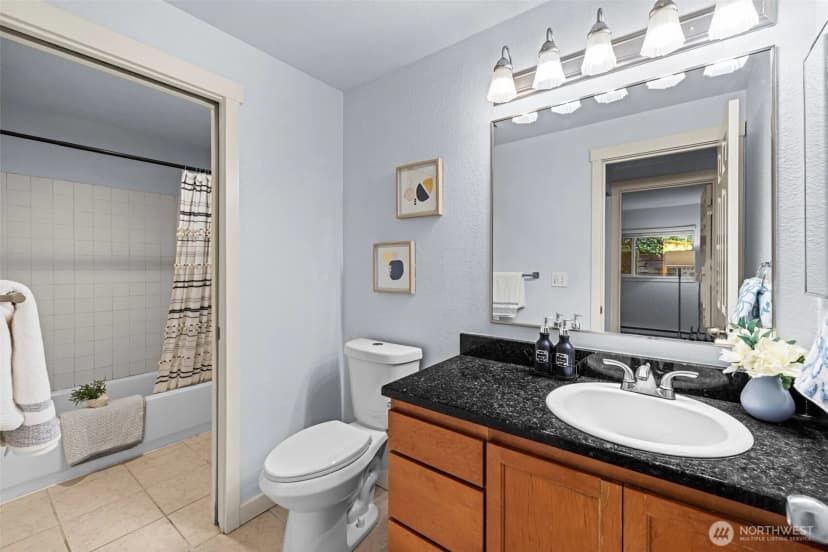 Property photo for 12044 100th Avenue Ne #h102, Kirkland photo 21