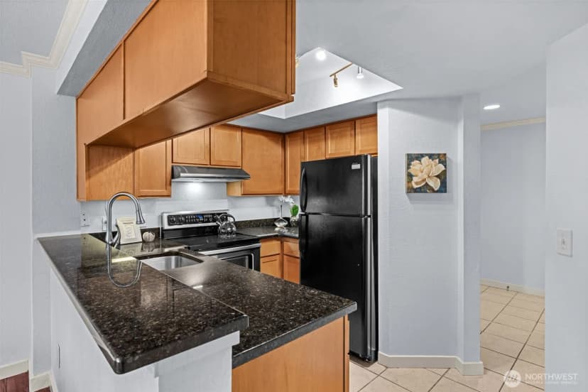 Property photo for 12044 100th Avenue Ne #h102, Kirkland photo 13