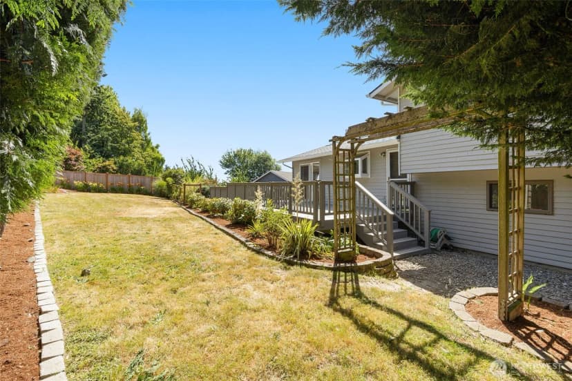 Property photo for 8833 47th Place W, Mukilteo photo 31