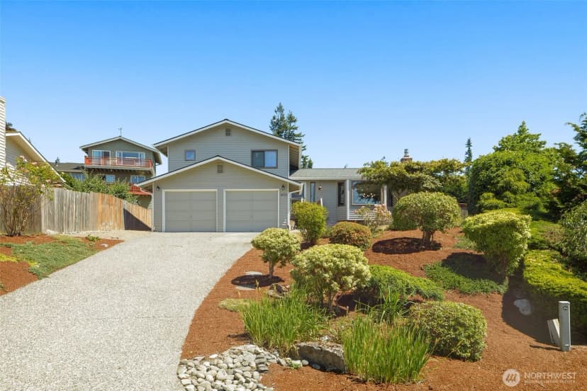Property photo for 8833 47th Place W, Mukilteo photo 2