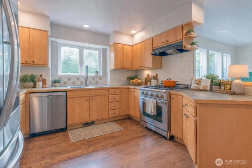 Property photo for 3657 Mathisen Lane, Bremerton photo 11