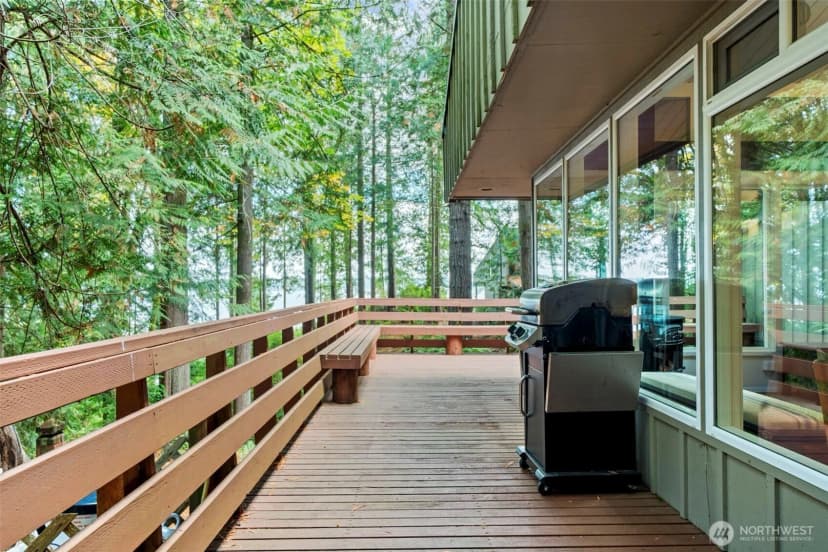 Property photo for 203 E Cutty Sark Drive, Shelton photo 3