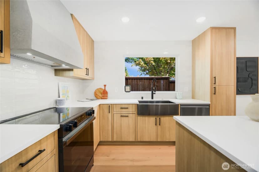 Property photo for 1807 Sw Elmgrove Street, Seattle photo 12