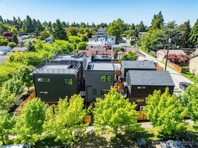 Property photo for 1807 Sw Elmgrove Street, Seattle photo 2