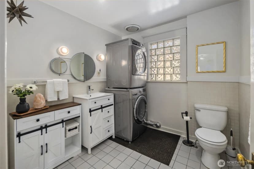 Property photo for 503 12th Avenue E, Seattle photo 19