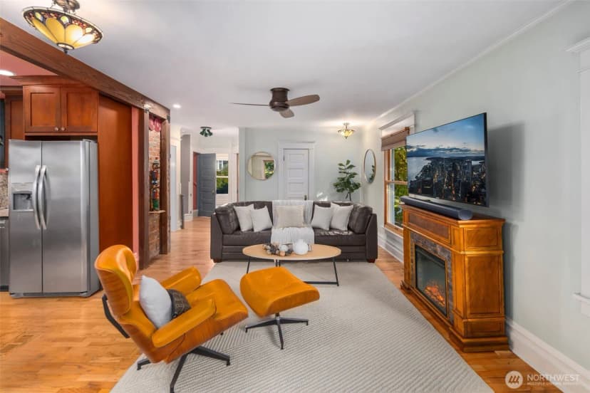 Property photo for 503 12th Avenue E, Seattle photo 18