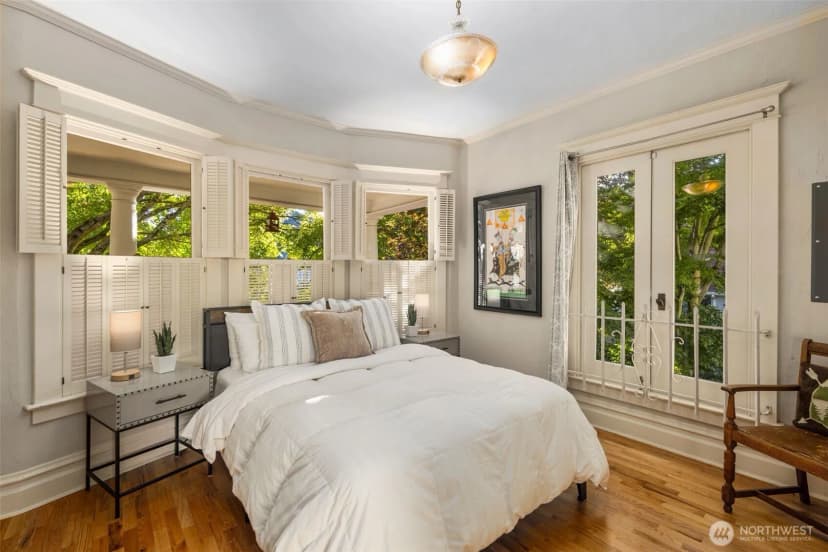Property photo for 503 12th Avenue E, Seattle photo 12