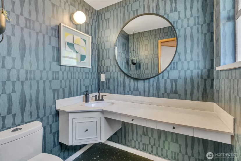 Property photo for 142 Sw 142nd Street, Burien photo 18
