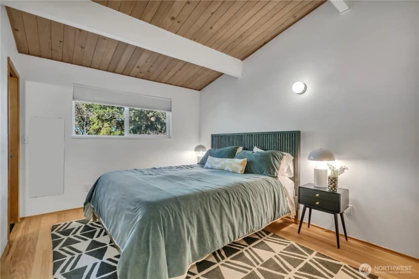 Property photo for 142 Sw 142nd Street, Burien photo 16