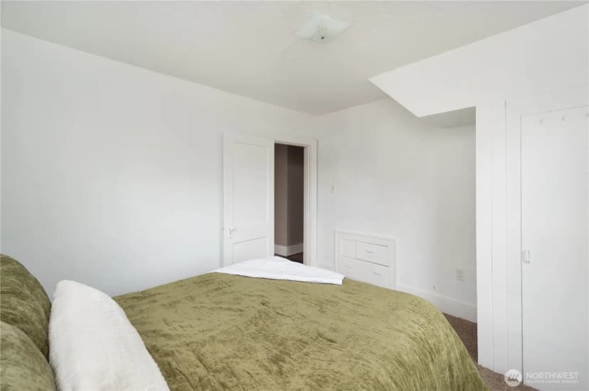 Property photo for 5237 S Thompson Avenue, Tacoma photo 8