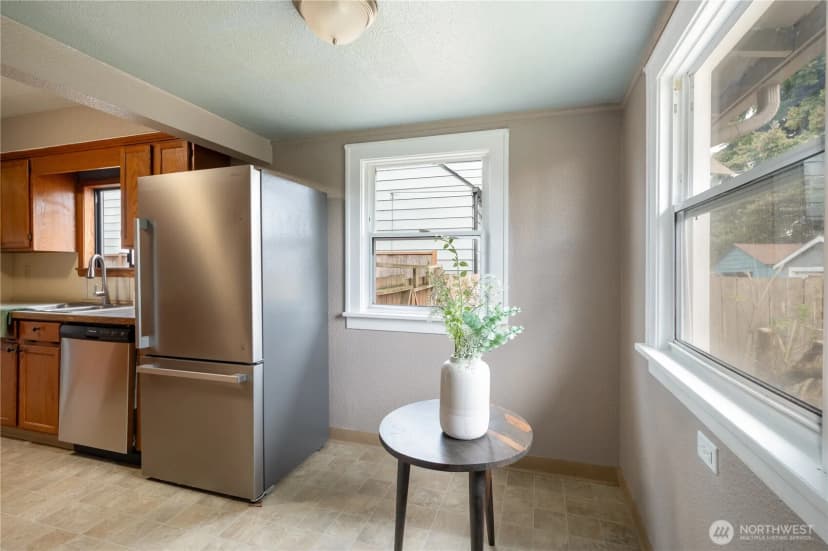 Property photo for 5237 S Thompson Avenue, Tacoma photo 6