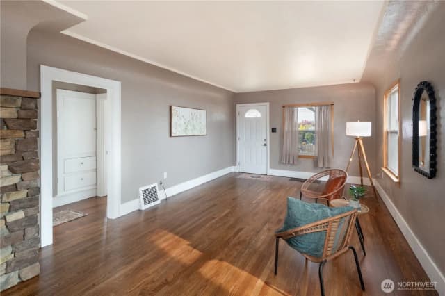 Property photo for 5237 S Thompson Avenue, Tacoma photo 3