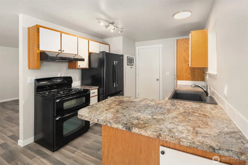 Property photo for 1615 106th Street Sw, Everett photo 10
