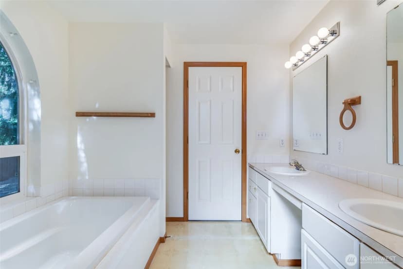 Property photo for 1621 Redwood Place Se, Olympia photo 25