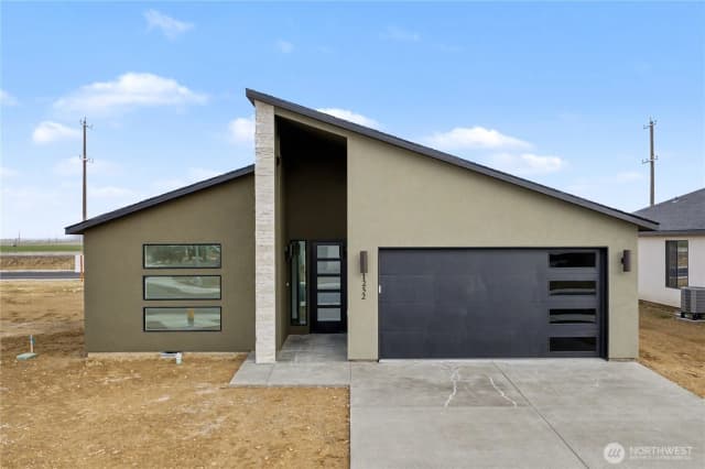 Property photo for 1252 13th Avenue, Othello