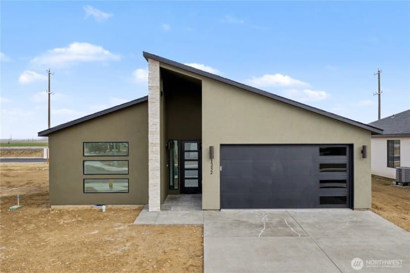 Property photo for 1252 13th Avenue, Othello