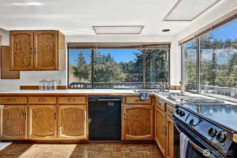 Property photo for 4327 Waller Road E, Tacoma photo 17