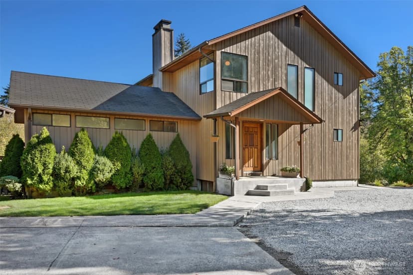 Property photo for 4327 Waller Road E, Tacoma photo 2