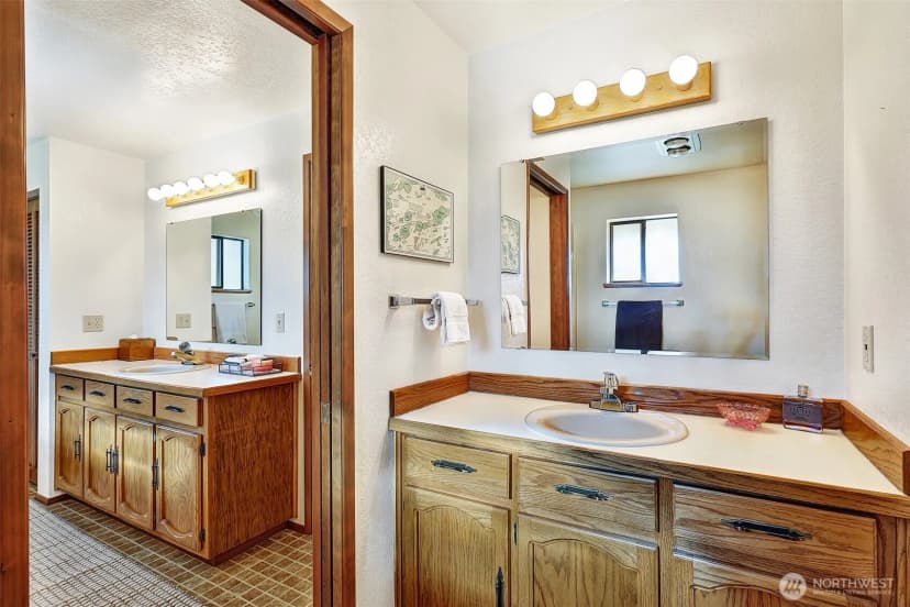 Property photo for 4327 Waller Road E, Tacoma photo 24