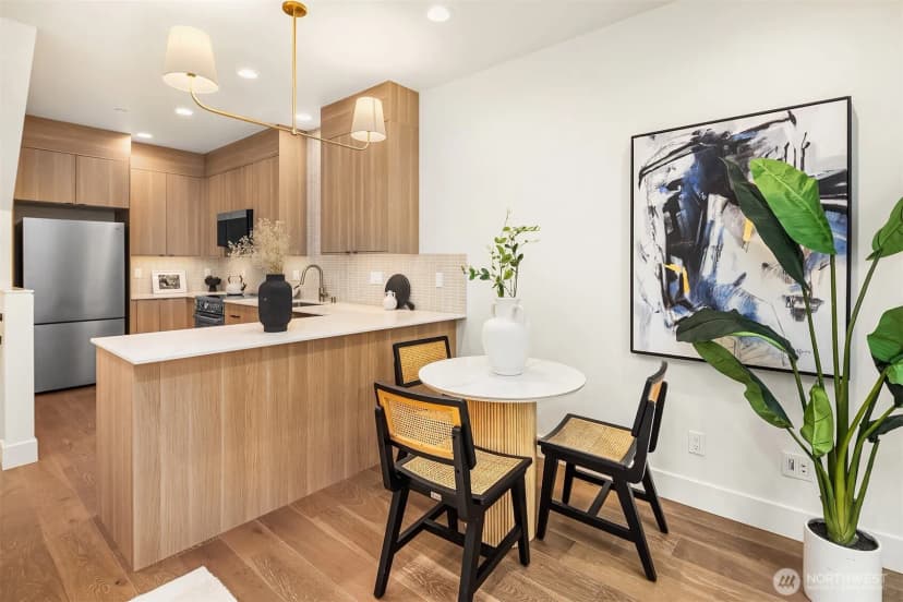 Property photo for 4422 1st Avenue Ne #a, Seattle photo 7