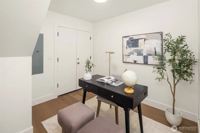 Property photo for 4422 1st Avenue Ne #a, Seattle photo 3