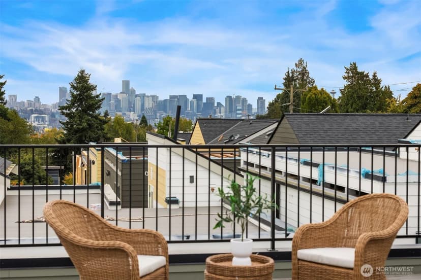 Property photo for 4422 1st Avenue Ne #a, Seattle photo 14