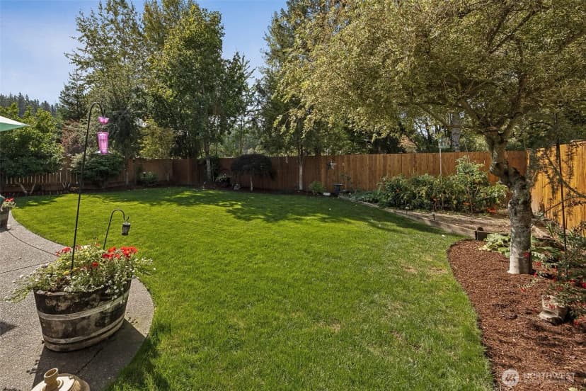 Property photo for 222 Easton Avenue W, Eatonville photo 32