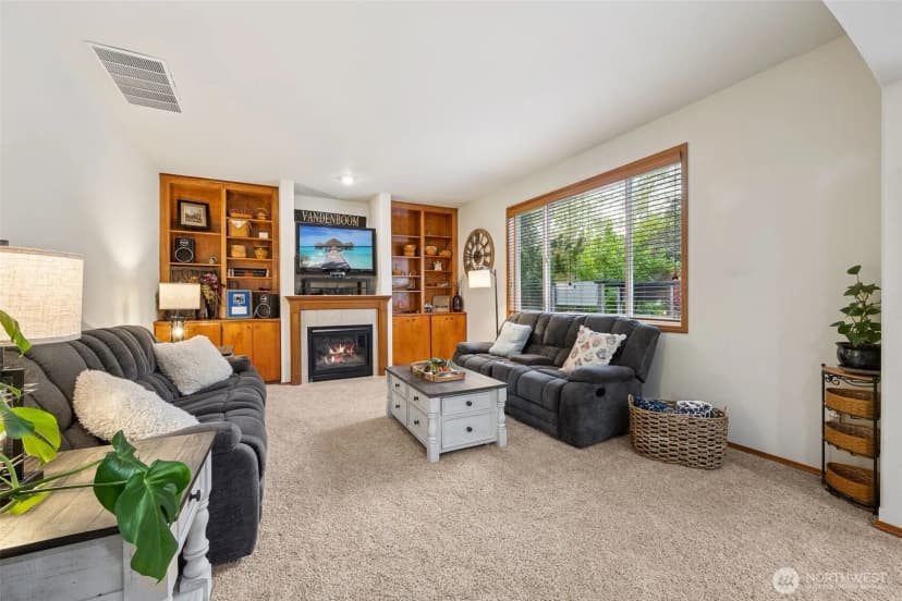 Property photo for 222 Easton Avenue W, Eatonville photo 15