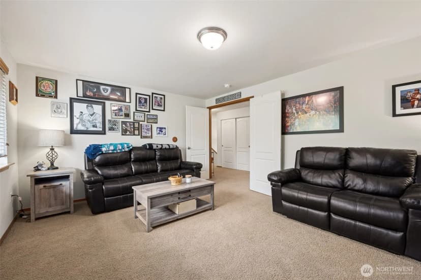 Property photo for 222 Easton Avenue W, Eatonville photo 27