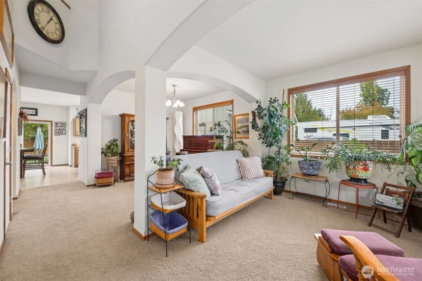 Property photo for 222 Easton Avenue W, Eatonville photo 6