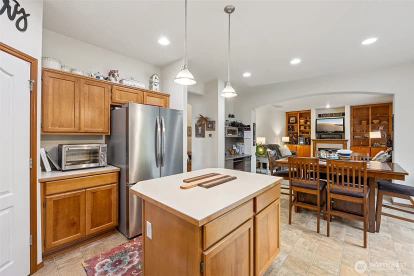 Property photo for 222 Easton Avenue W, Eatonville photo 13