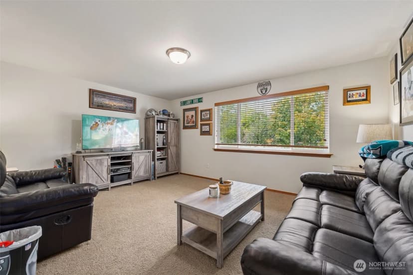 Property photo for 222 Easton Avenue W, Eatonville photo 26