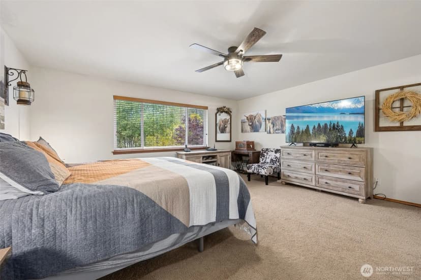 Property photo for 222 Easton Avenue W, Eatonville photo 19