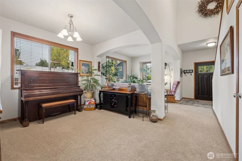 Property photo for 222 Easton Avenue W, Eatonville photo 7