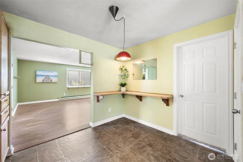 Property photo for 4112 222nd Street Sw, Mountlake Terrace photo 5