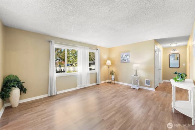 Property photo for 4112 222nd Street Sw, Mountlake Terrace photo 4