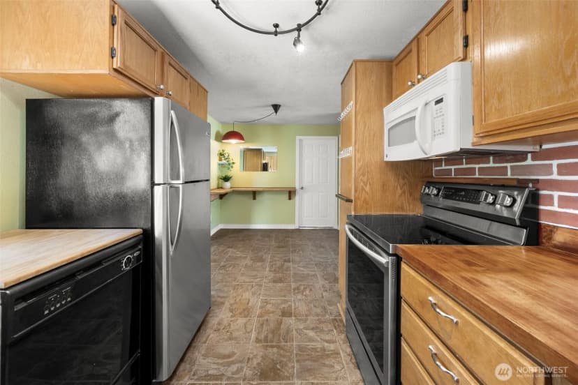 Property photo for 4112 222nd Street Sw, Mountlake Terrace photo 10