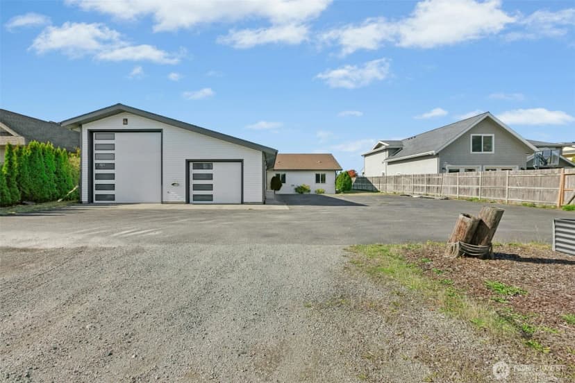 Property photo for 14938 Channel Lane, La Conner photo 28
