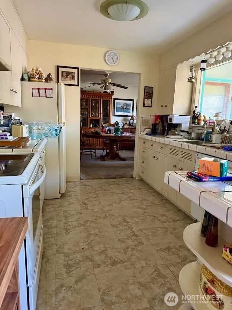Property photo for 1323 S Montesano St, Westport photo 22