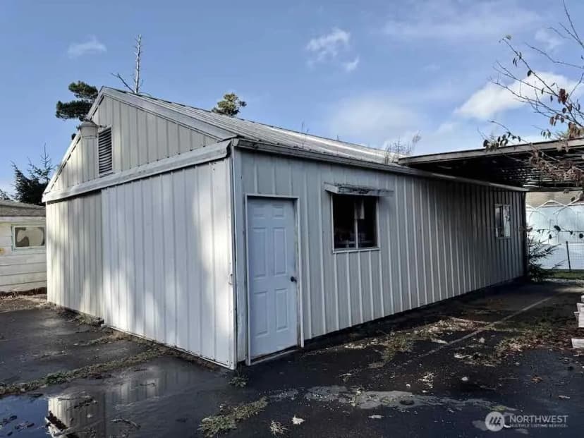 Property photo for 1323 S Montesano St, Westport photo 32