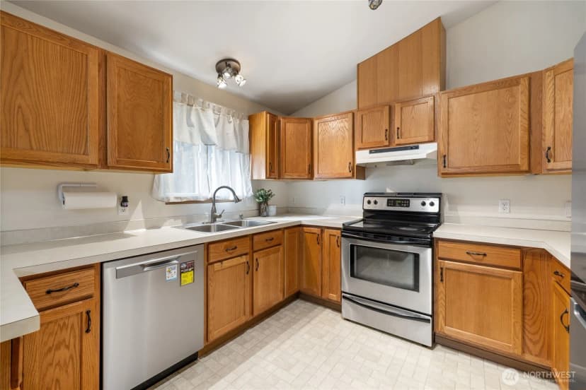 Property photo for 18441 Blue Hills Loop Se, Yelm photo 13