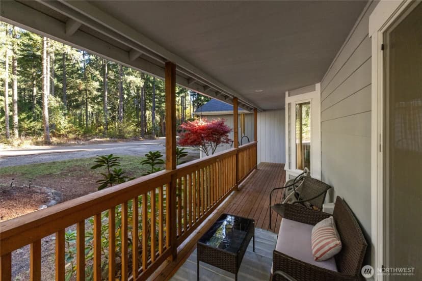 Property photo for 18441 Blue Hills Loop Se, Yelm photo 3