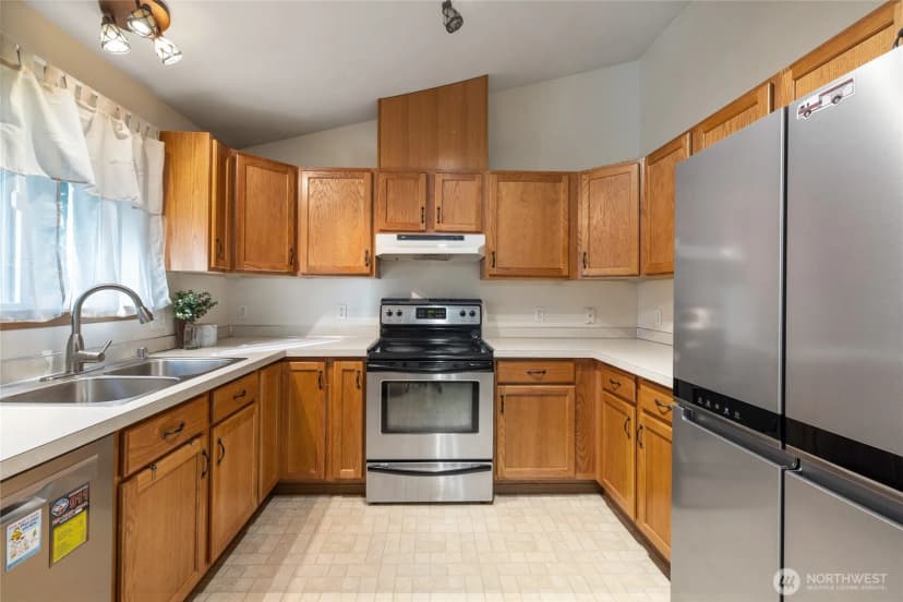 Property photo for 18441 Blue Hills Loop Se, Yelm photo 12