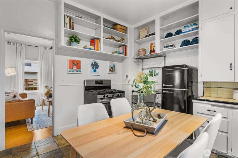 Property photo for 2022 S Norman Street, Seattle photo 11