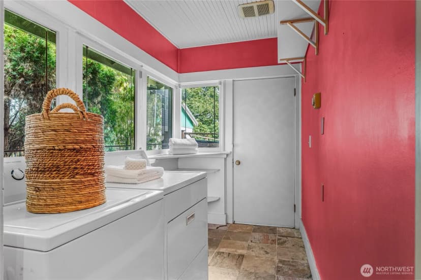Property photo for 2022 S Norman Street, Seattle photo 12