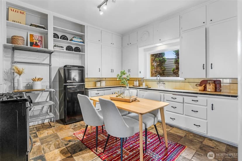Property photo for 2022 S Norman Street, Seattle photo 10
