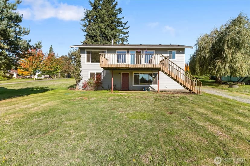 Property photo for 197 Bay Lyn Drive, Lynden photo 37