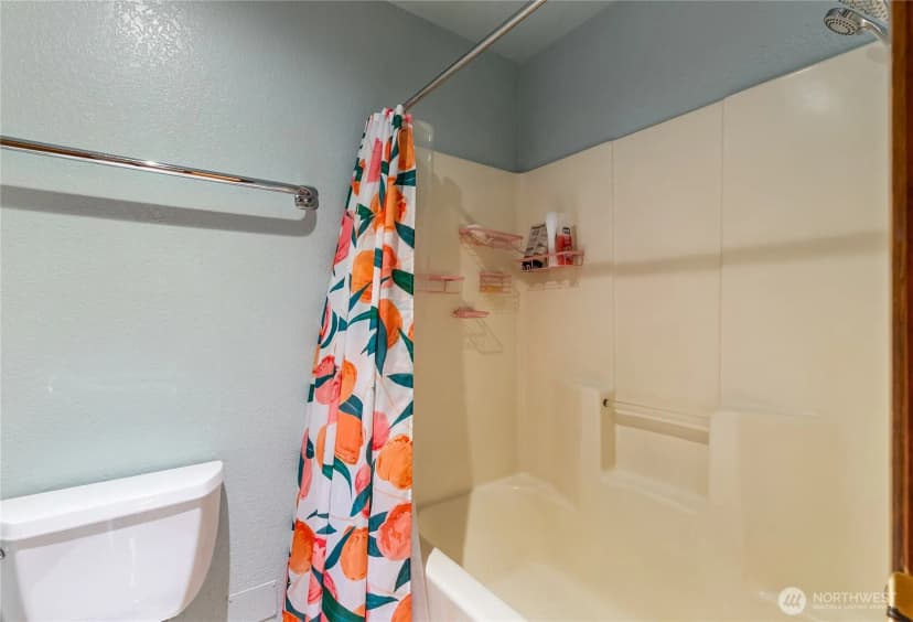 Property photo for 197 Bay Lyn Drive, Lynden photo 29