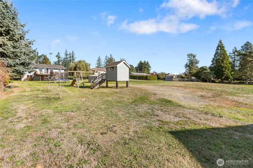 Property photo for 197 Bay Lyn Drive, Lynden photo 36