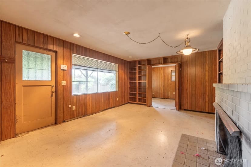 Property photo for 7210 Seward Park Avenue S, Seattle photo 12